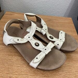 Aetrex Lori Adjustable Quarter Strap in White/Cream Sandals Sz 9